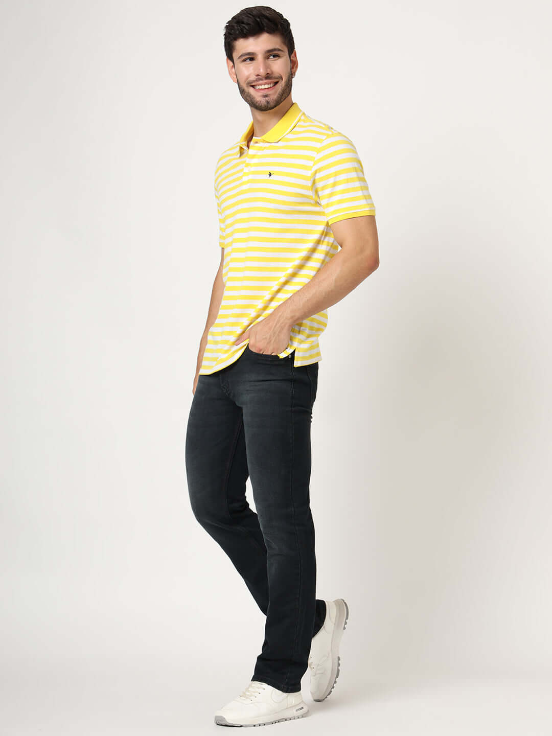 Premium Men'S Black Mid Wash Relaxed Fit Jeans